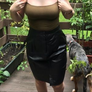 vintage 100% genuine leather pencil skirt